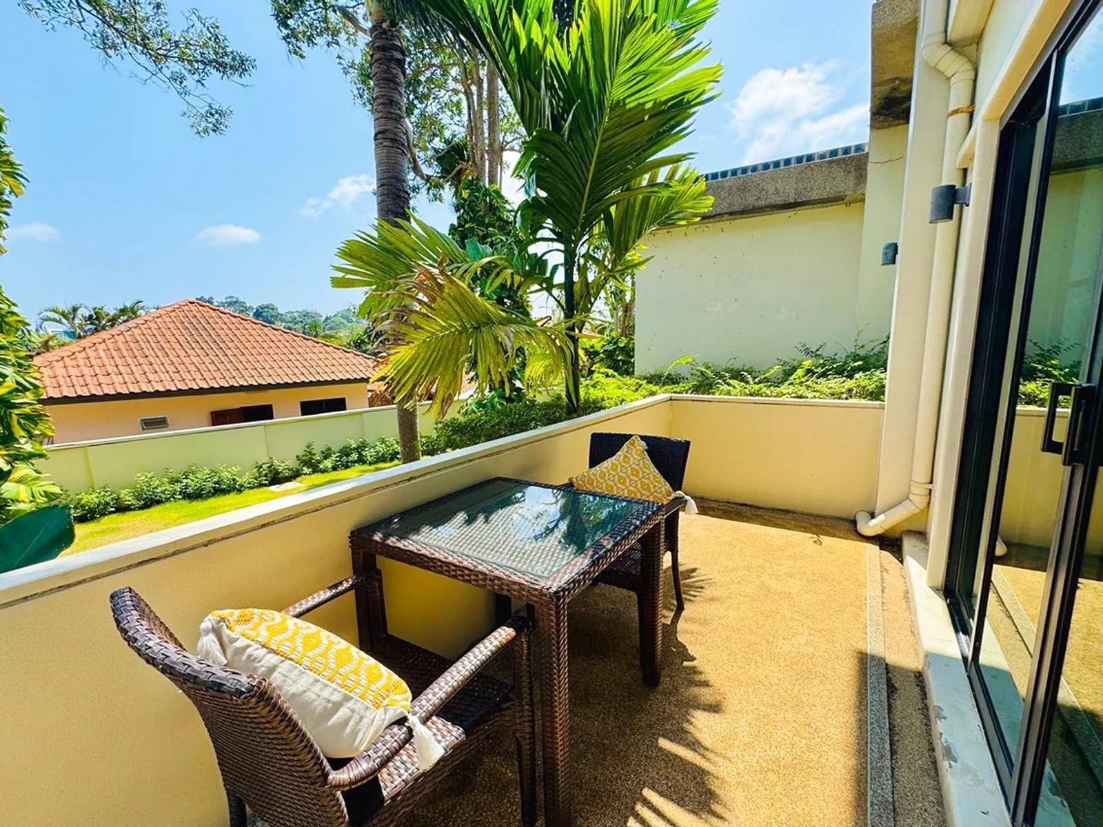 4-Bedroom Tropical Pool Villa for Rent, Nai Harn, 15 Min Beach - Nai Harn, Phuket - Photo 12