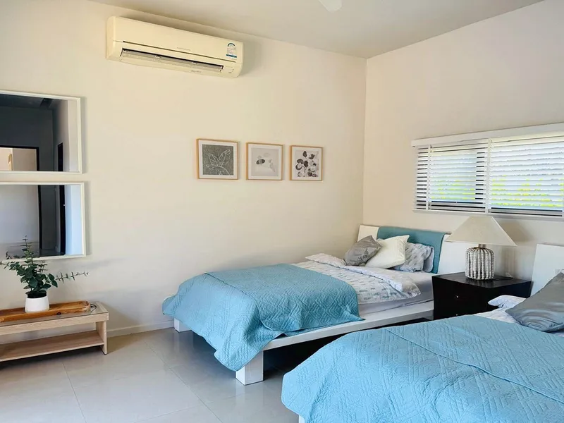 4-Bedroom Tropical Pool Villa for Rent, Nai Harn, 15 Min Beach - Nai Harn, Phuket - Main photo