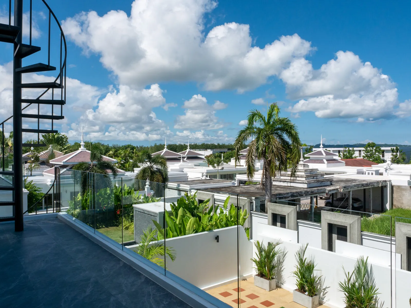 New 2-Bedroom Sea View Rooftop Pool Villa, Rawai, Freehold - Rawai, Phuket - Photo 3