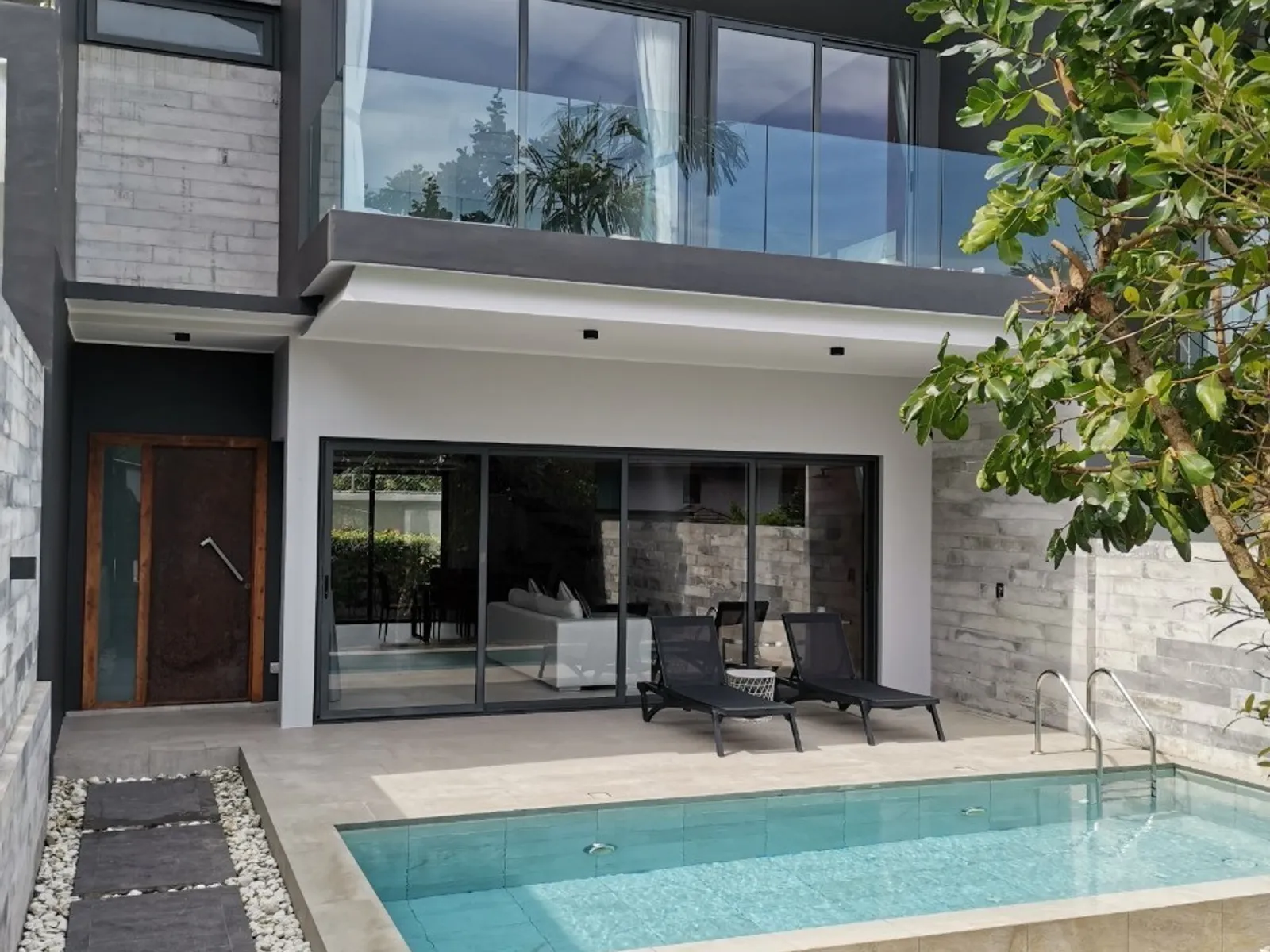 3-Bedroom Mountain View Pool Villa for Rent, Chalong Hills - Chalong, Phuket - Photo 1