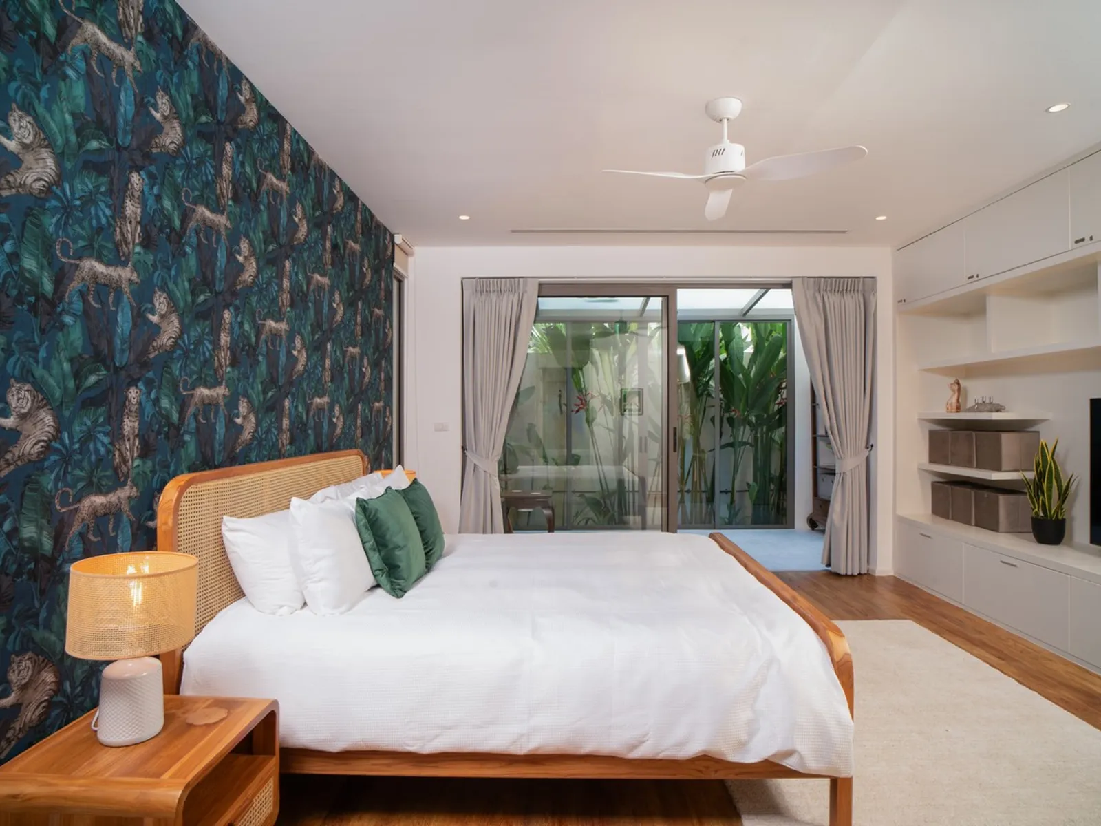 Luna Villas, 3-Bedroom Pool Villa for Rent, Layan - Layan, Phuket - Photo 16