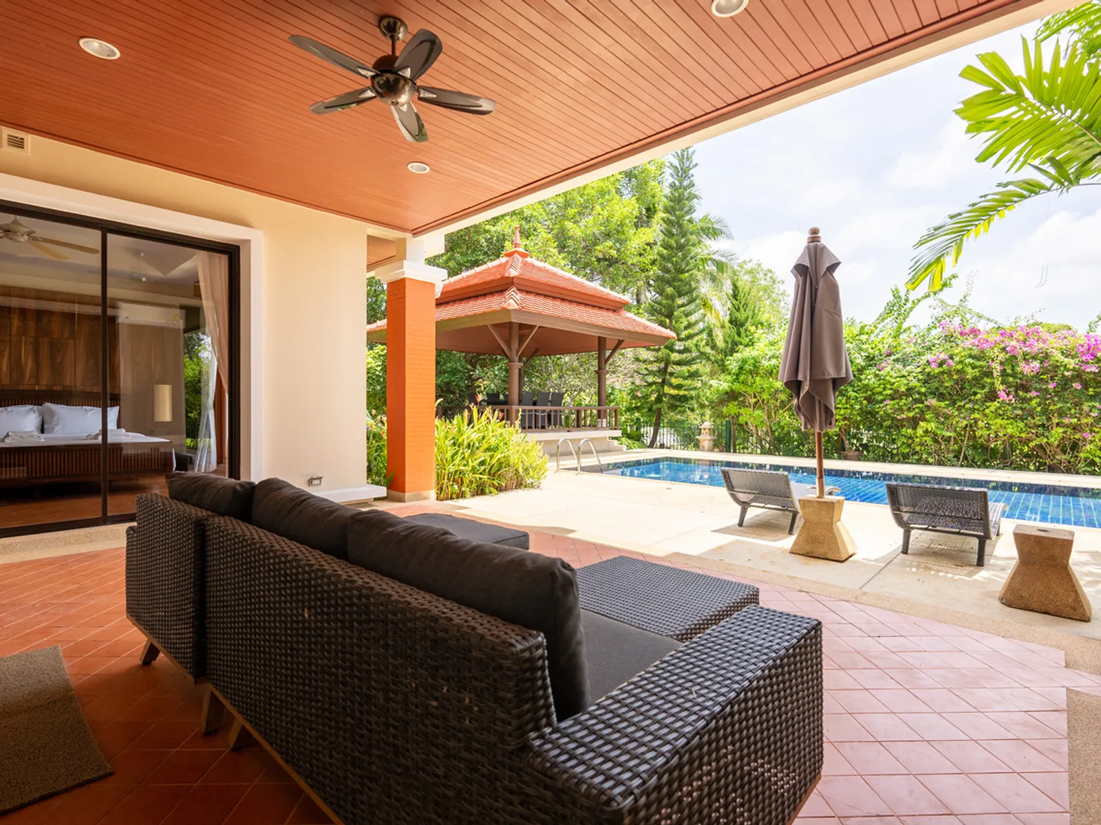 Частная вилла с 4 спальнями и бассейном на продажу, Лагуна - Laguna, Phuket - Фото 16