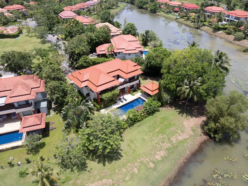 Частная вилла с 4 спальнями и бассейном на продажу, Лагуна - Laguna, Phuket - Главное фото