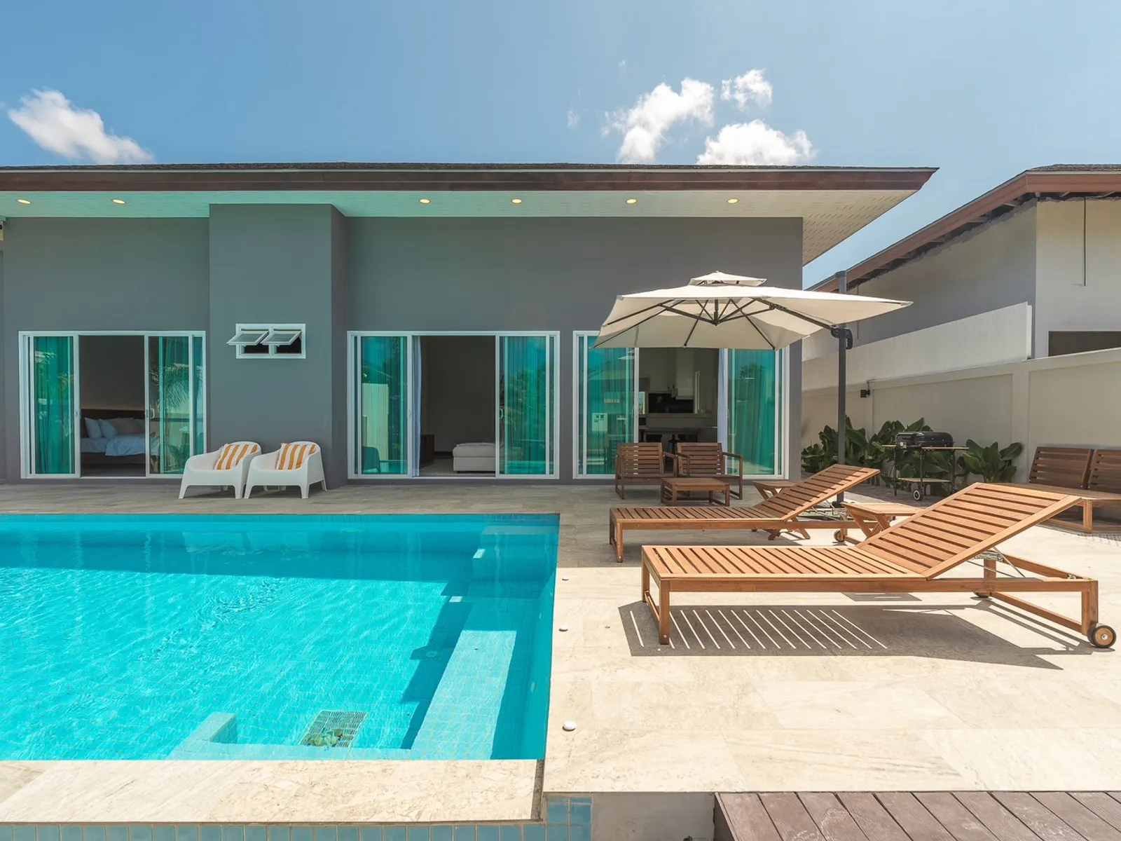 Anada Lake View, 3-Bedroom Renovated Villa for Sale, Thalang, Freehold - Thalang, Phuket - Photo 1