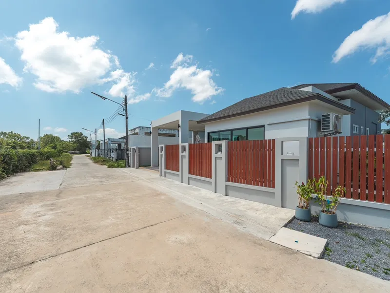 Anada Lake View, 3-Bedroom Renovated Villa for Sale, Thalang, Freehold - Thalang, Phuket - Main photo