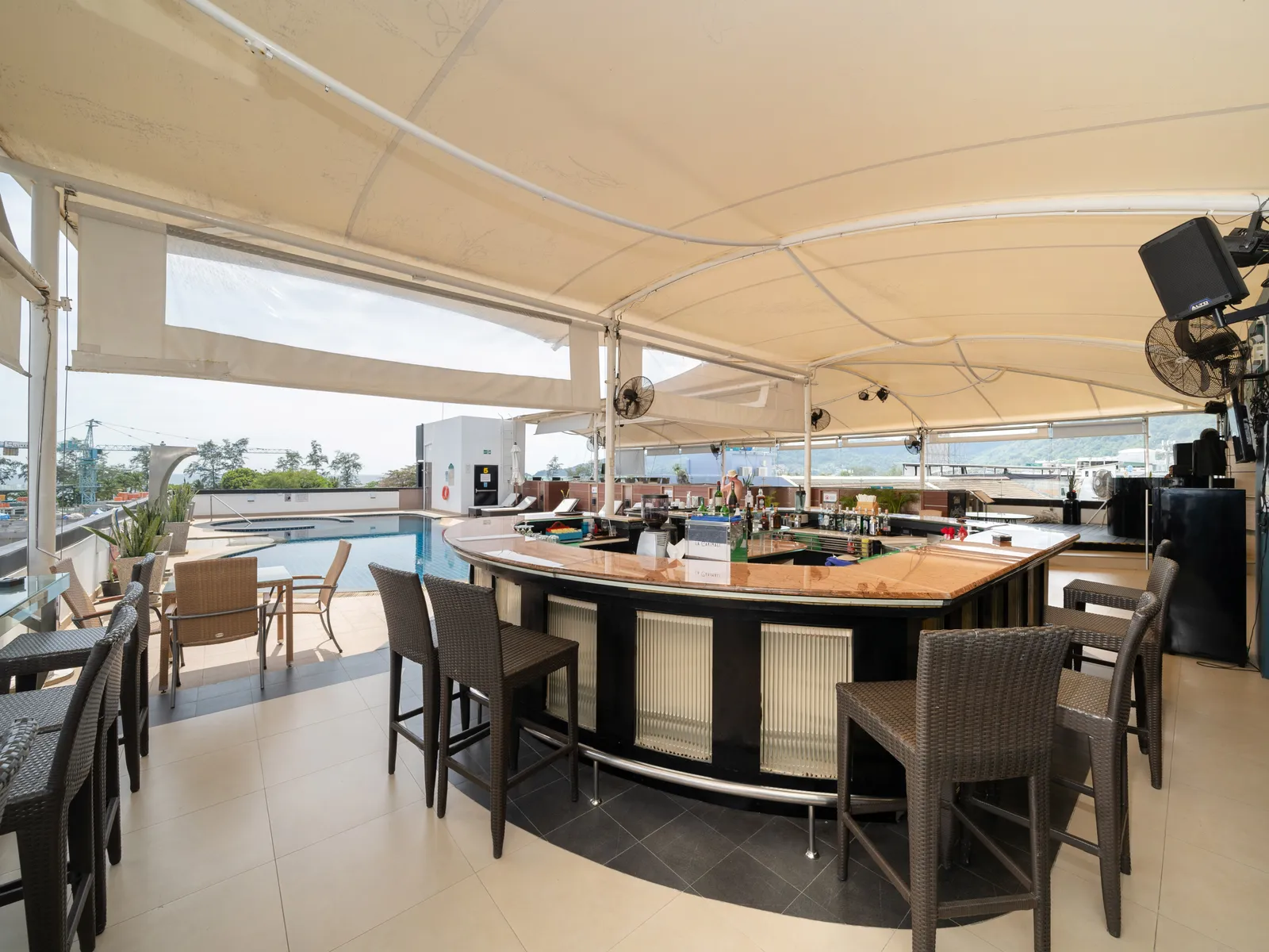 Absolute Bangla Suites, 2-Bedroom Sea View Condo for Sale, Patong - Patong, Phuket - Photo 14