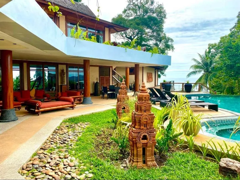 Продается вилла в тайском стиле с 8 спальнями и видом на море, пляж Сурин - Surin Beach, Phuket - Главное фото