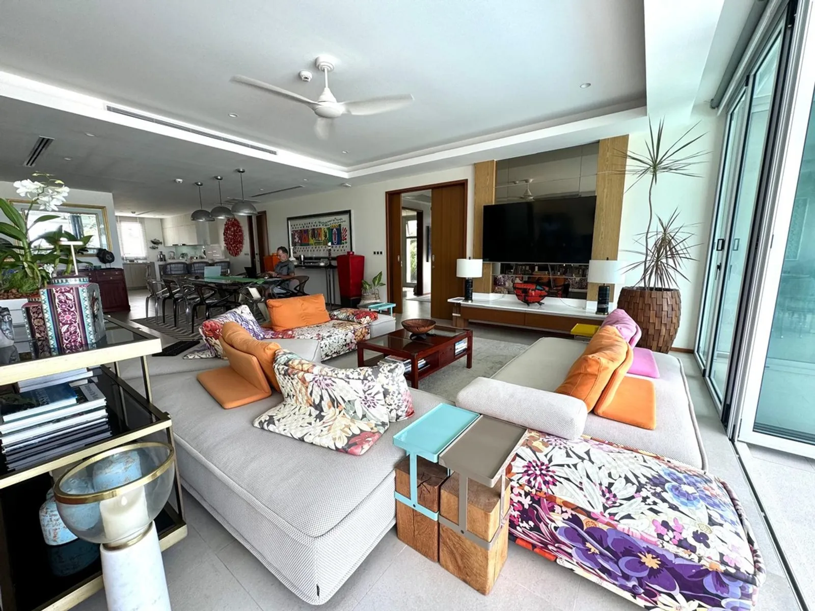 Luxury 2-Bedroom Beachfront Penthouse for Sale, Laguna - Laguna, Phuket - Photo 3