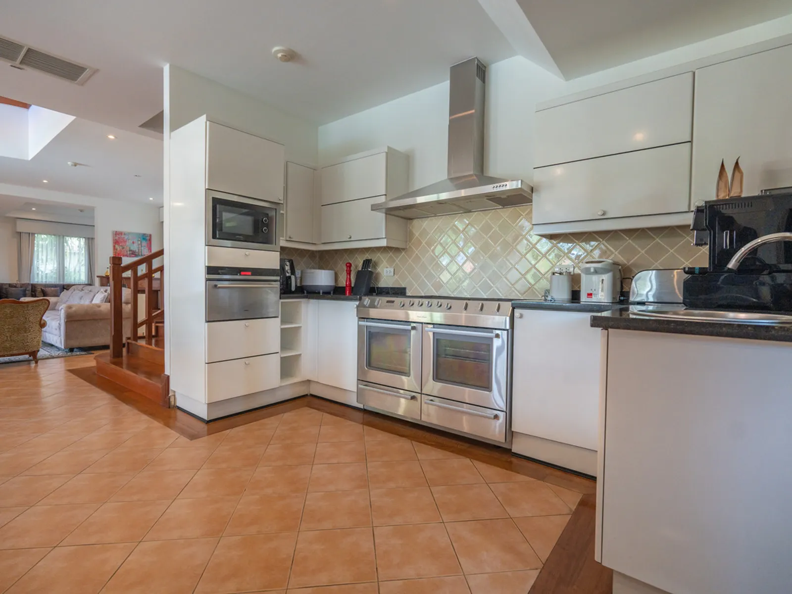 Продается вилла с 3 спальнями и бассейном, Лагуна, с видом на озеро - Laguna, Phuket - Фото 19