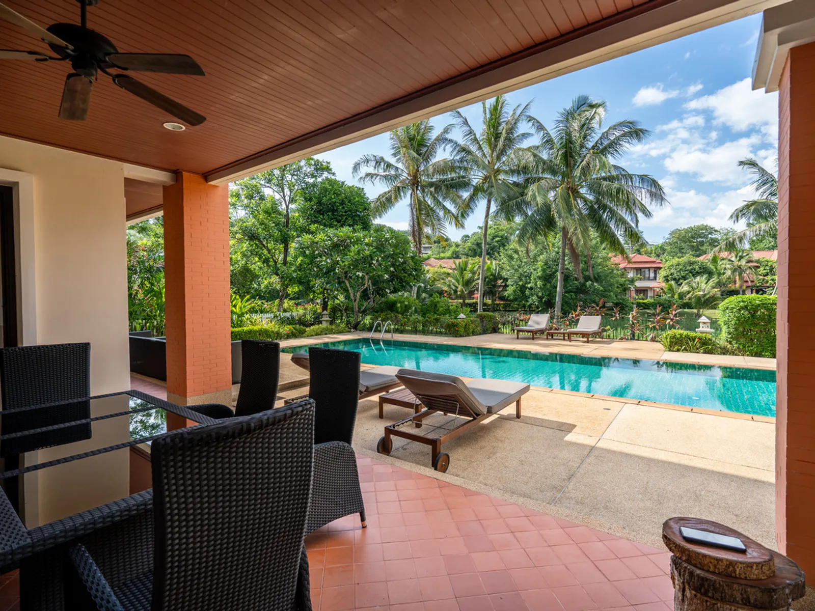 Продается вилла с 3 спальнями и бассейном, Лагуна, с видом на озеро - Laguna, Phuket - Фото 14
