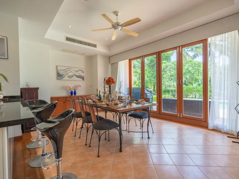 Продается вилла с 3 спальнями и бассейном, Лагуна, с видом на озеро - Laguna, Phuket - Главное фото