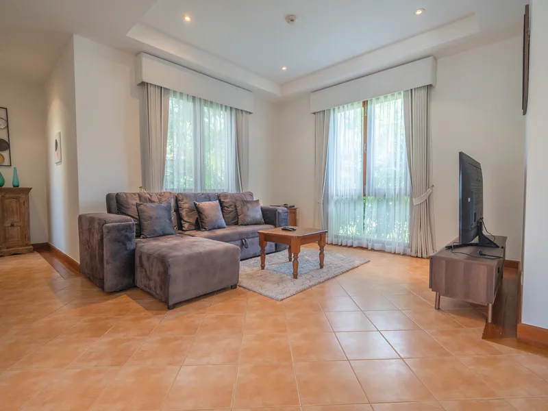 Продается вилла с 3 спальнями и бассейном, Лагуна, с видом на озеро - Laguna, Phuket - Главное фото
