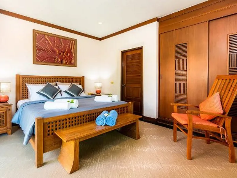 Baan Bua Nai Harn, 4-Bedroom Pool Villa for Rent, Nai Harn - Nai Harn, Phuket - Main photo