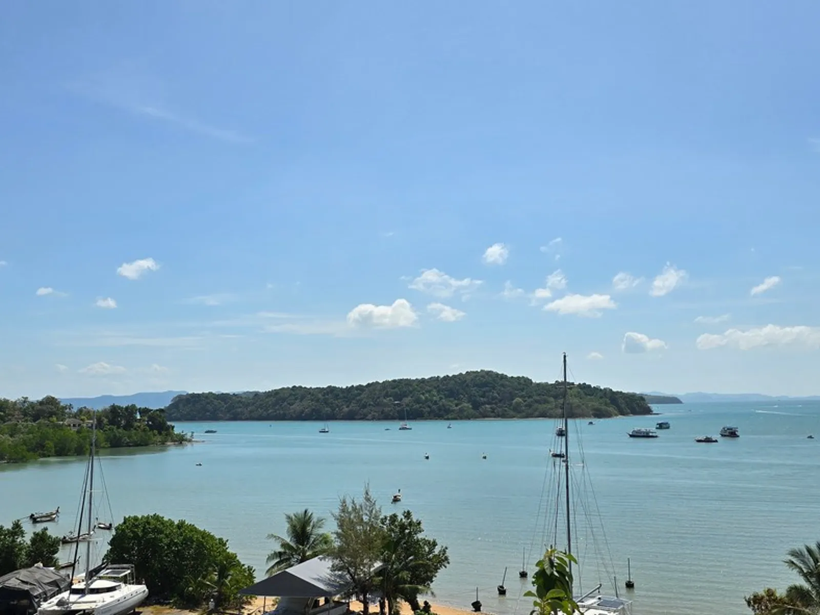ขายคอนโด 2 ห้องนอน วิวทะเล อ่าวปอ โฉนด - Ao Phor, Phuket - รูปภาพ 22