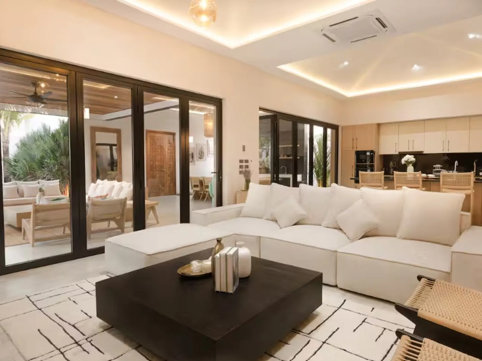 Modern Pool Villa for Sale, Prime Chalong Location - Chalong, Phuket - Photo 8