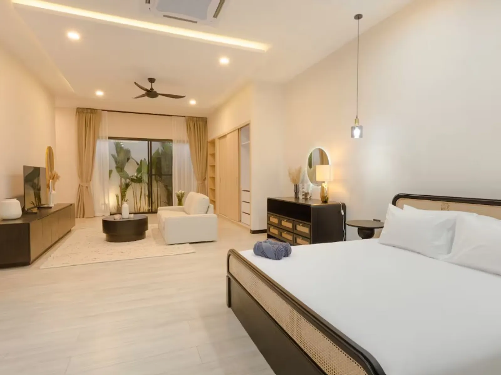 Modern Pool Villa for Sale, Prime Chalong Location - Chalong, Phuket - Photo 10