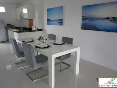 Kathu Golf Condo, 2-Bedroom Golf View Condo for Sale - Kathu, Phuket - See all photos