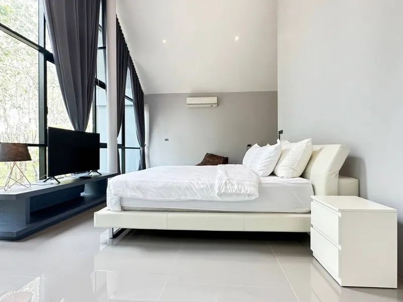 3-Bedroom Contemporary Pool Villa for Rent, Cherng Talay Pasak - Cherng Talay, Phuket - Main photo