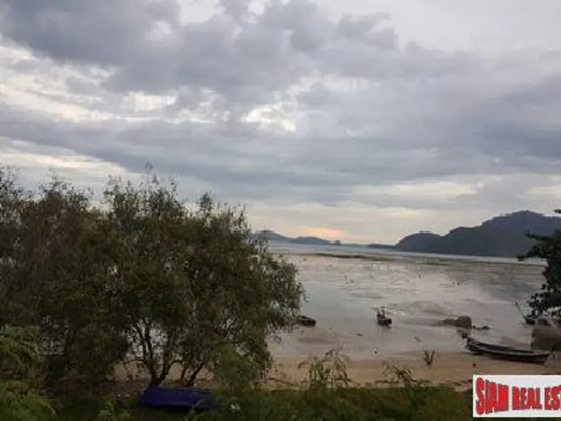 1.5 Rai Sea View Land with Beach Frontage, Rawai, Freehold - Rawai, Phuket - Main photo