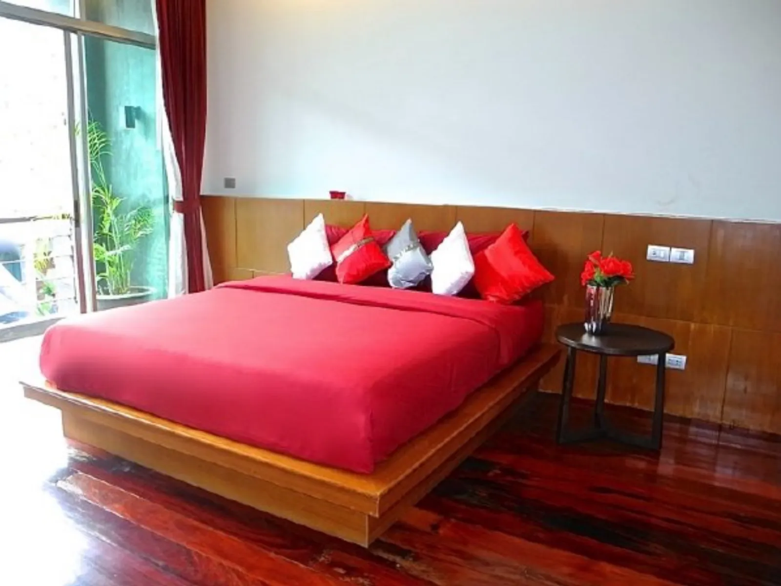 3-Bedroom Beachfront Pool Villa for Sale, Rawai - Rawai, Phuket - Photo 11