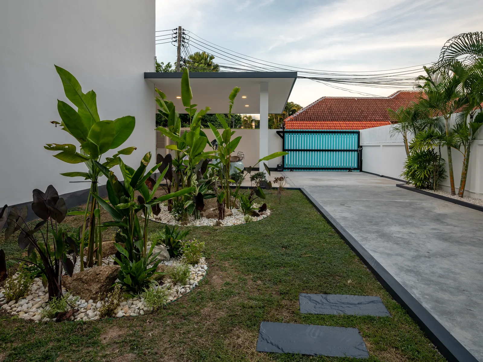 3-BR Pool Villa with Large Garden in Rawai – Price Reduced! - Rawai, Phuket - Photo 9