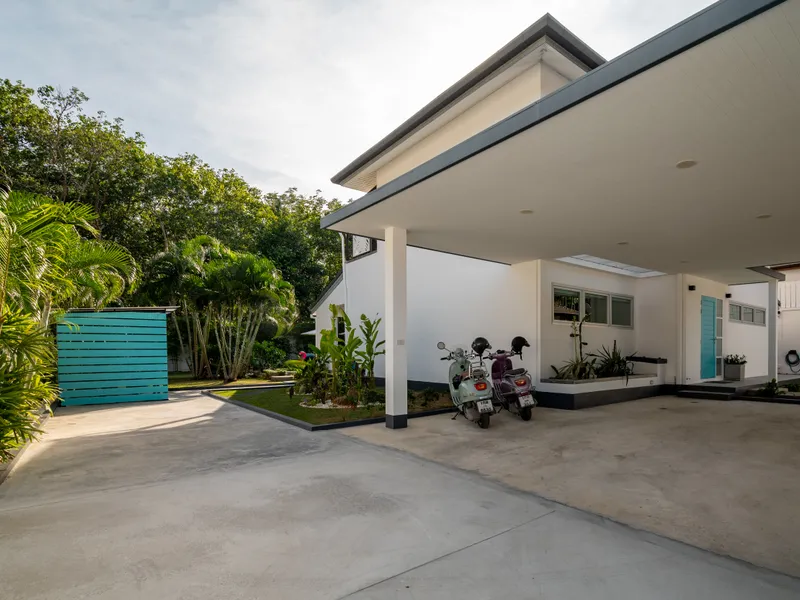 3-BR Pool Villa with Large Garden in Rawai – Price Reduced! - Rawai, Phuket - Main photo