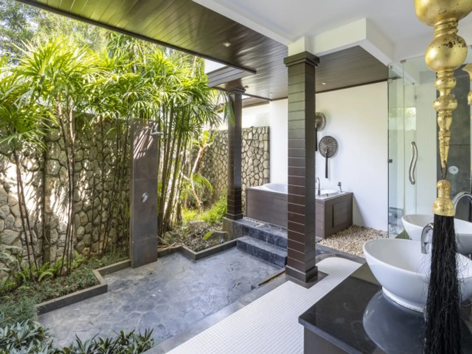 Balinese 3-Bedroom Pool Villa for Sale, Layan, Freehold - Layan, Phuket - Photo 18
