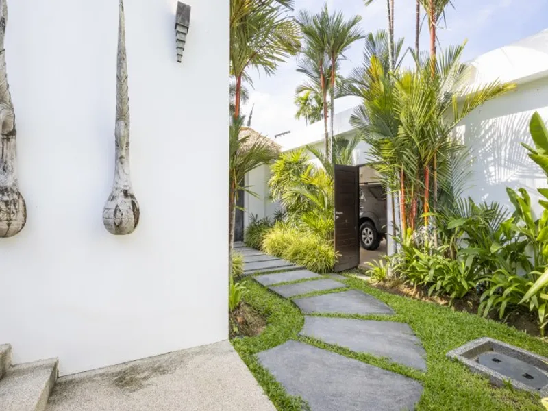 Balinese 3-Bedroom Pool Villa for Sale, Layan, Freehold - Layan, Phuket - Main photo