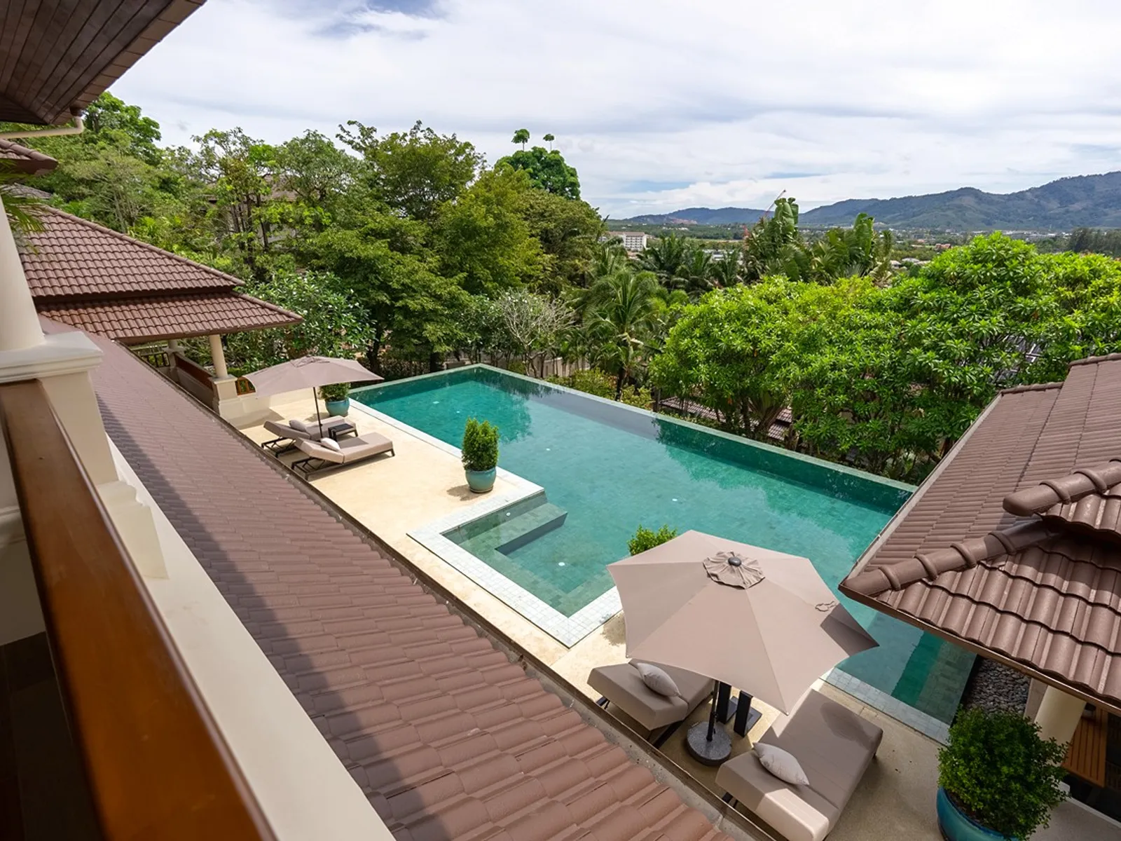 Вилла с 7 спальнями и бассейном в Lakewood Hills, Лайан, на продажу - Layan, Phuket - Фото 4