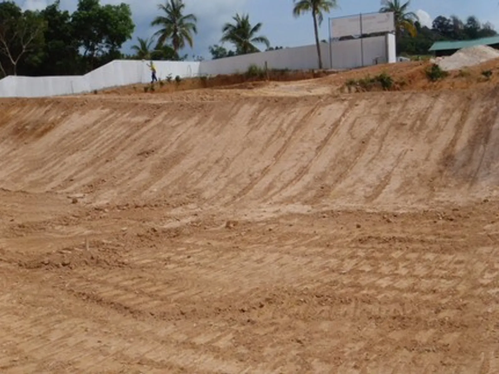 1,749 sqm Ready-to-Build Land, Thalang, Near Yacht Haven - Thalang, Phuket - Photo 4