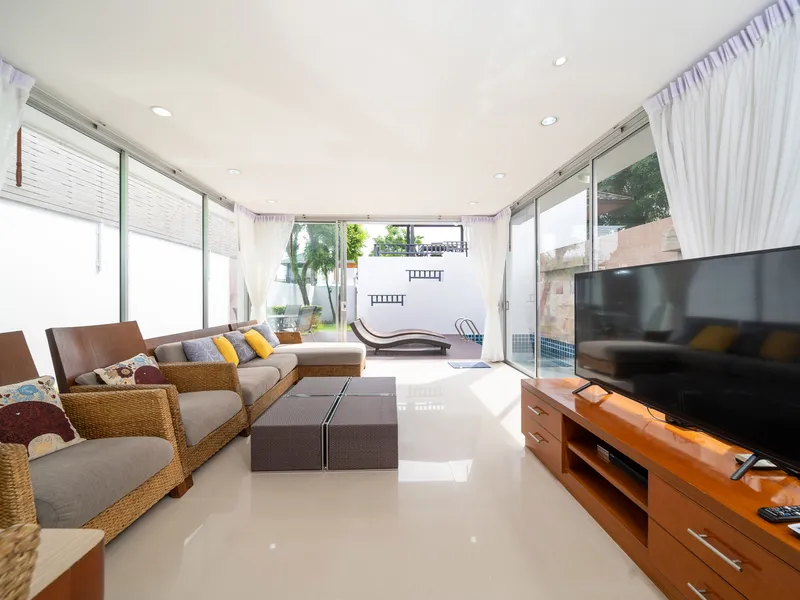 Chantra Villa, 3-Bedroom Pool Villa for Rent, Chalong - Chalong, Phuket - Main photo