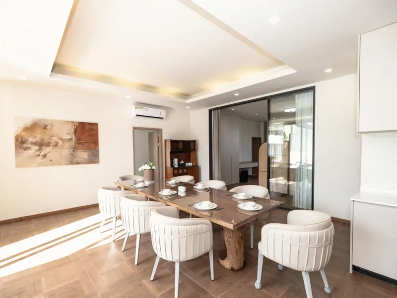 Élégante Villa de 5 Chambres avec Piscine à Louer à Cherng Talay, Phuket - Cherng Talay, Phuket - Photo principale