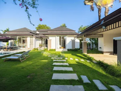 Élégante Villa de 5 Chambres avec Piscine à Louer à Cherng Talay, Phuket - Cherng Talay, Phuket - Photo 3