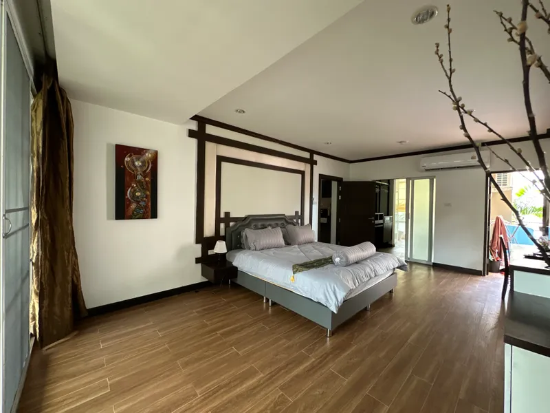 Karon View, 2-Bedroom Condo for Rent, Walk to Karon Beach - Karon, Phuket - Main photo