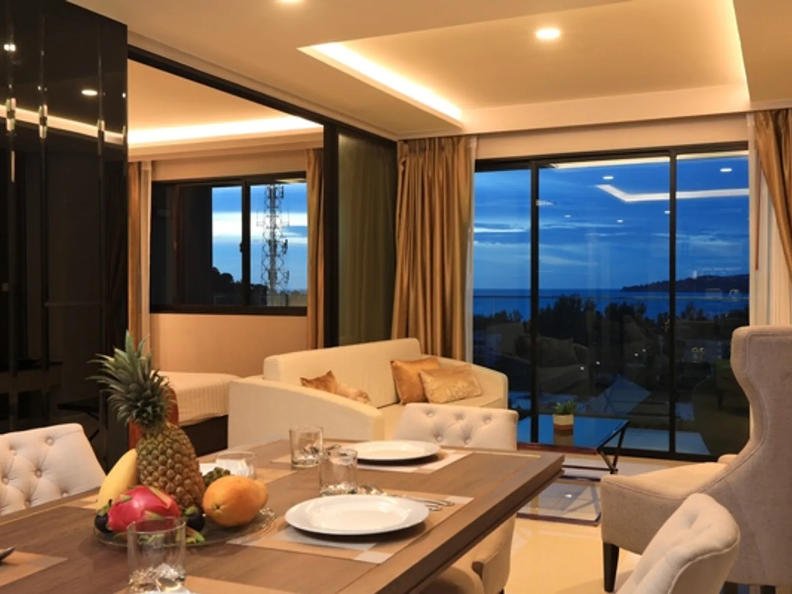 Mida Grande, 2-Bedroom Sea View Condo with Jacuzzi, Surin Beach - Surin Beach, Phuket - Photo 16