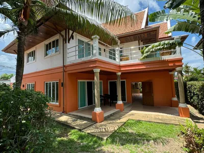 4-Bedroom Thai-Style Pool Villa for Rent, Rawai - Rawai, Phuket - Photo 2