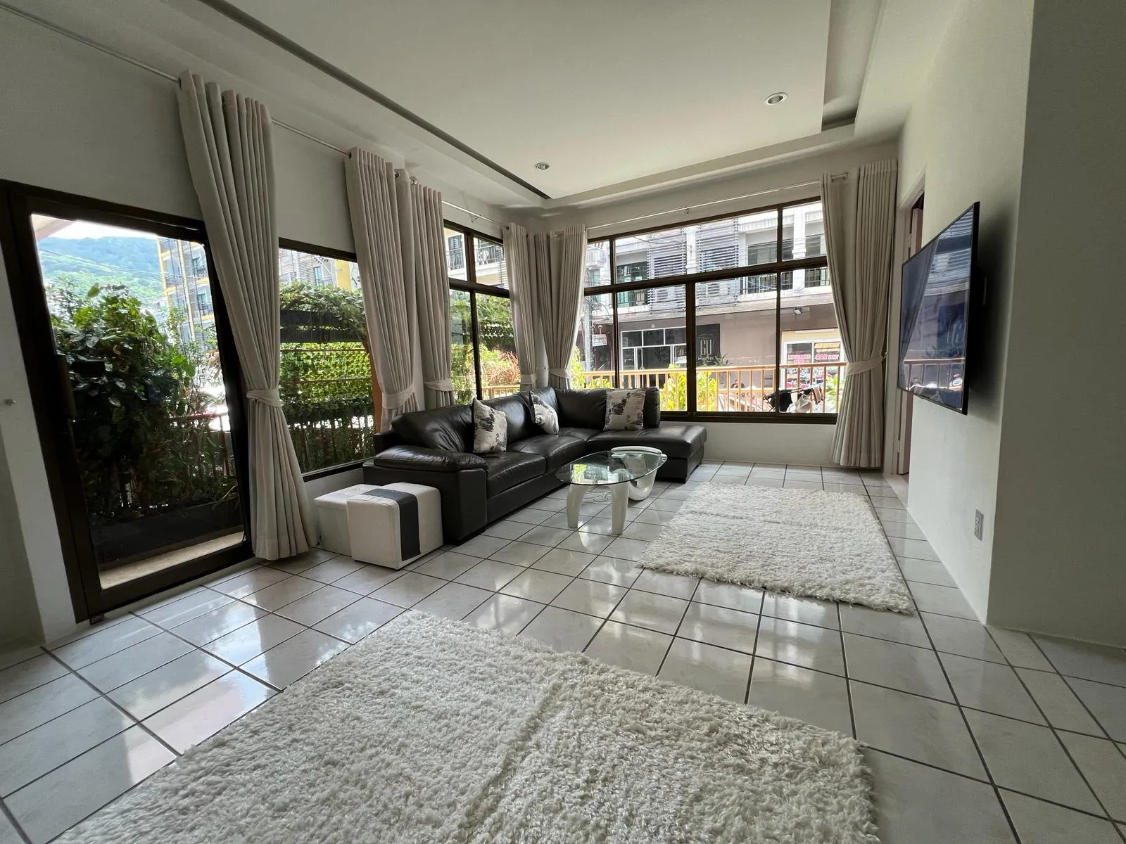 2-Bedroom Freehold Condo for Sale, Central Patong - Patong, Phuket - Photo 7