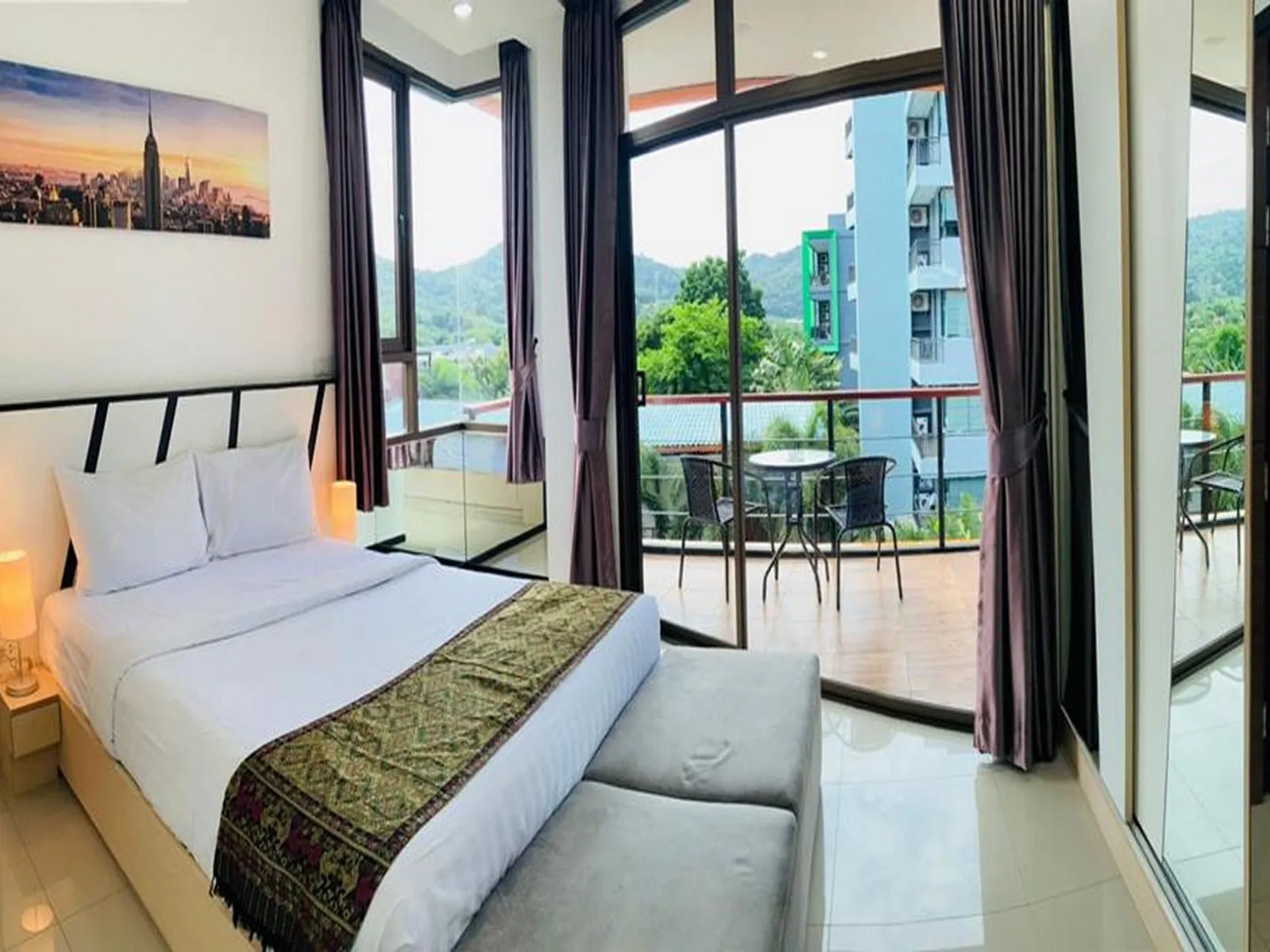 ขายคอนโดมิเนียม NBC 2 ห้องนอน วิวสระว่ายน้ำ ที่ในหาน - Nai Harn, Phuket - รูปภาพ 8