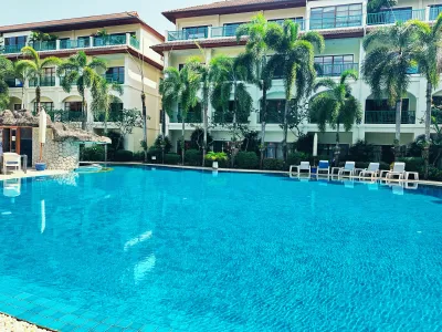Location appartement 2 chambres avec 2 salles de bain, à seulement 200 m de la plage de Bang Tao. - Bang Tao, Phuket - Propriété à vendre ou louer à Phuket