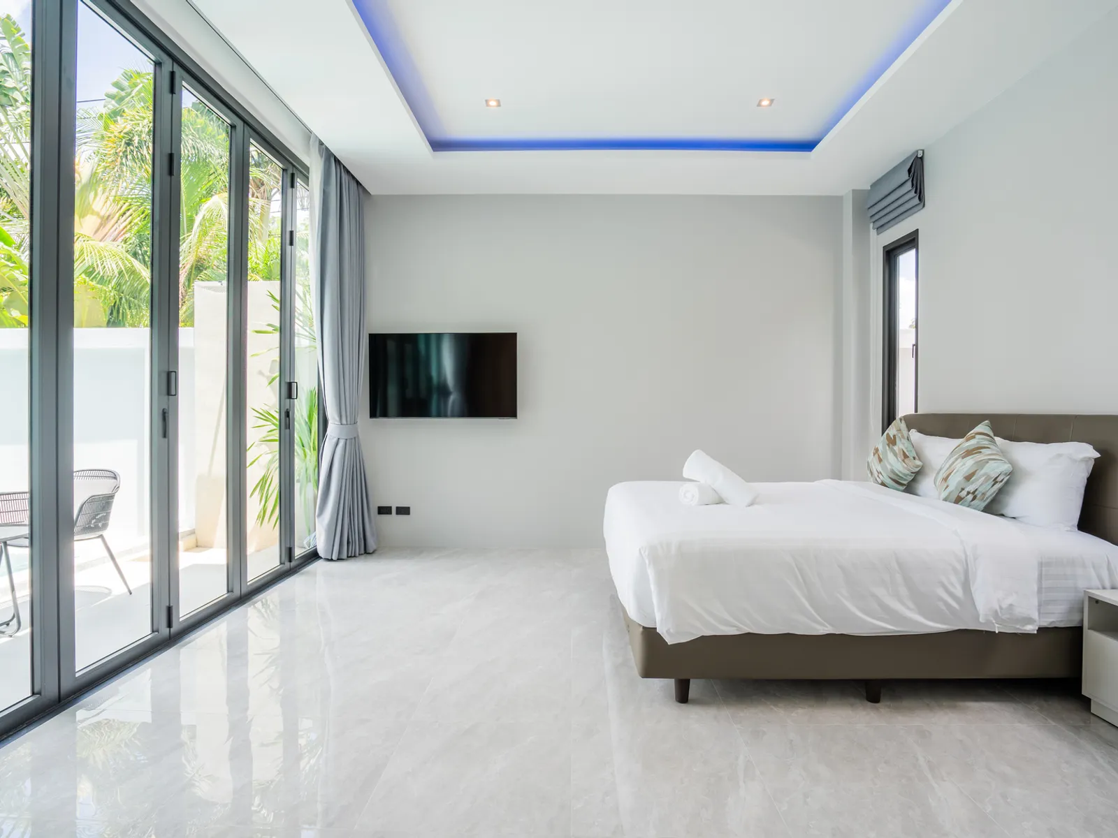 New 3-Bedroom Pool Villa for Sale, Rawai, Quiet Soi, Freehold - Rawai, Phuket - Photo 28