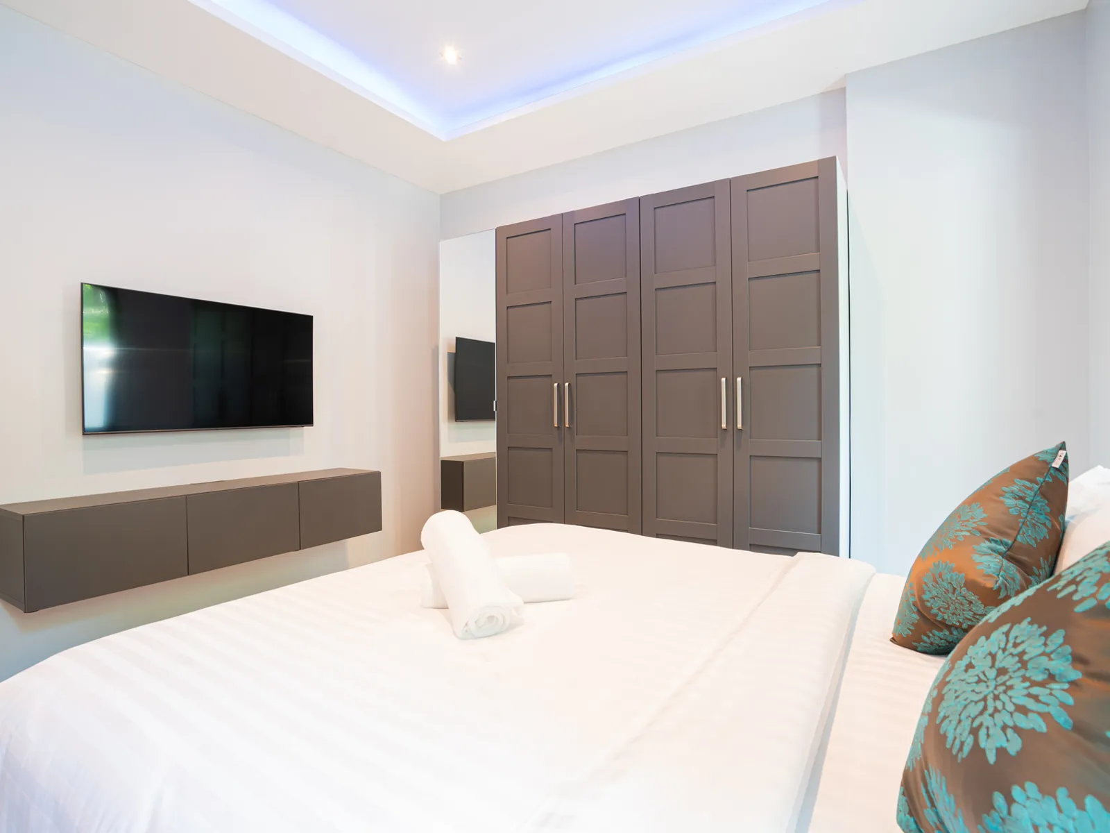 New 3-Bedroom Pool Villa for Sale, Rawai, Quiet Soi, Freehold - Rawai, Phuket - Photo 46