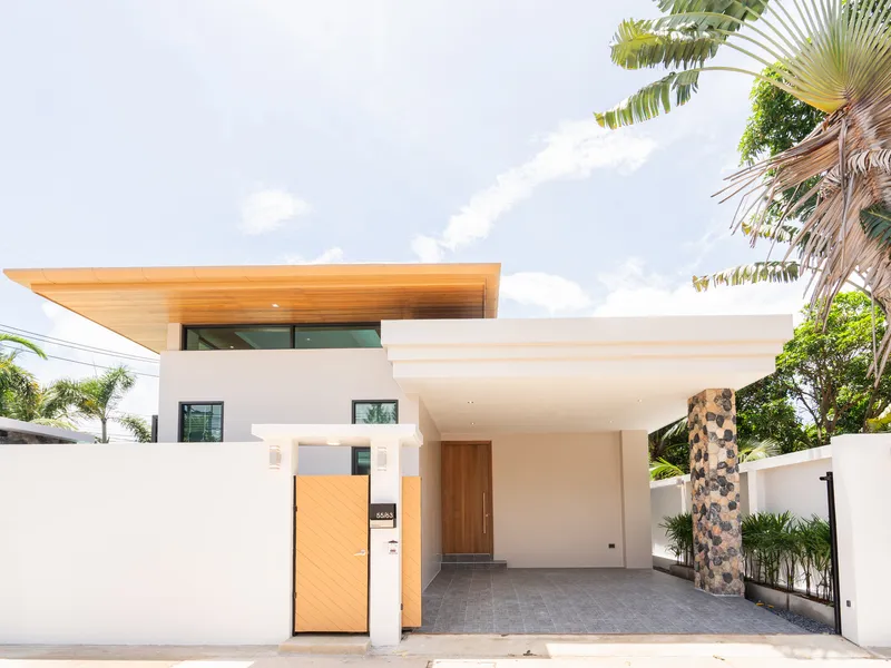 New 3-Bedroom Pool Villa for Sale, Rawai, Quiet Soi, Freehold - Rawai, Phuket - Main photo
