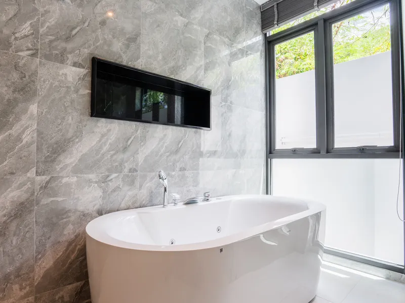 New 3-Bedroom Pool Villa for Sale, Rawai, Quiet Soi, Freehold - Rawai, Phuket - Main photo