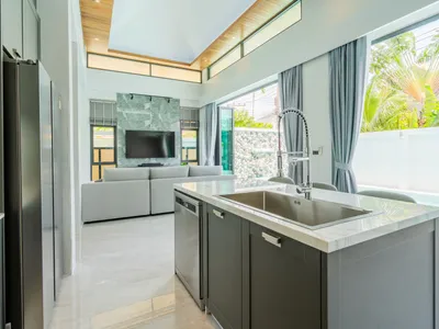 New 3-Bedroom Pool Villa for Sale, Rawai, Quiet Soi, Freehold - Rawai, Phuket - Photo 12