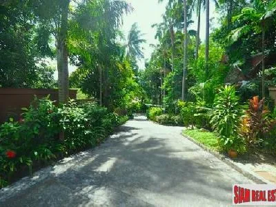 Baan Kata, 4-Bedroom Beachfront Villa for Sale, Kata Headland - Kata, Phuket - Photo 17