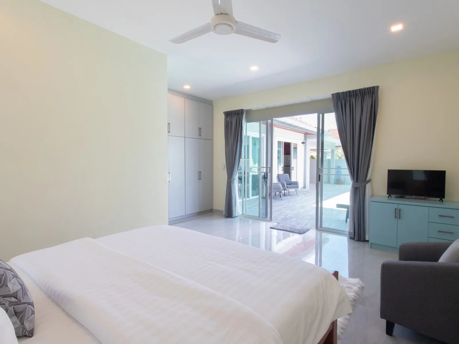 New 4-Bedroom Pool Villa for Rent, Nai Harn, 3 Min to Beach - Nai Harn, Phuket - Photo 25