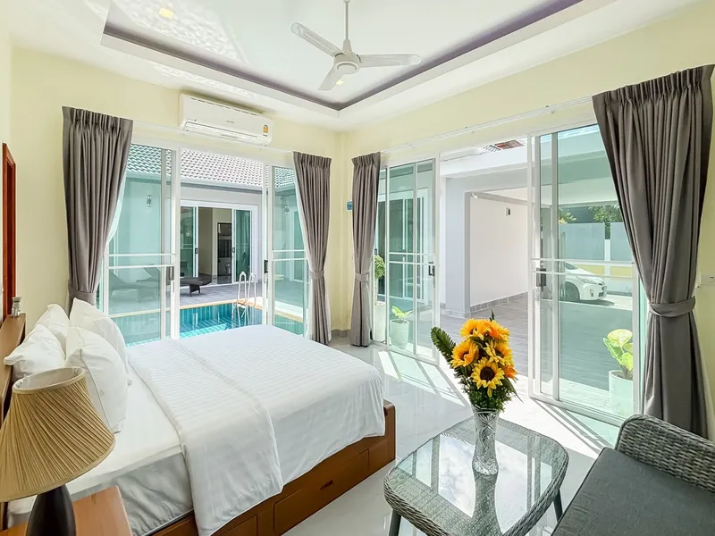 New 4-Bedroom Pool Villa for Rent, Nai Harn, 3 Min to Beach - Nai Harn, Phuket - Main photo
