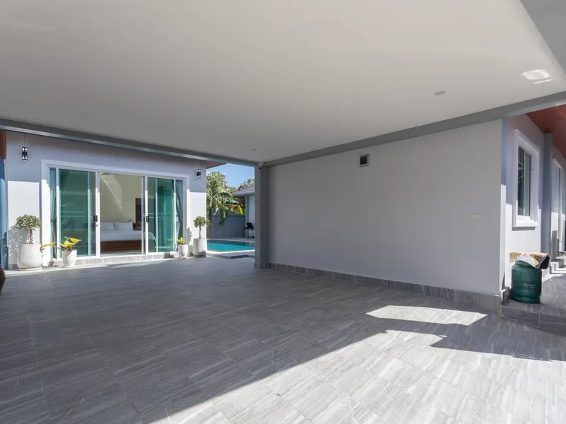 New 4-Bedroom Pool Villa for Rent, Nai Harn, 3 Min to Beach - Nai Harn, Phuket - Main photo