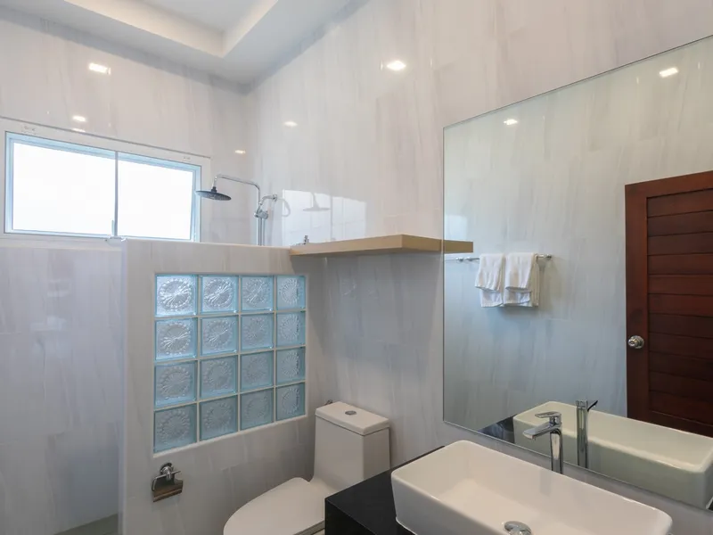 New 4-Bedroom Pool Villa for Rent, Nai Harn, 3 Min to Beach - Nai Harn, Phuket - Main photo