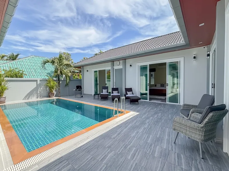 New 4-Bedroom Pool Villa for Rent, Nai Harn, 3 Min to Beach - Nai Harn, Phuket - Main photo